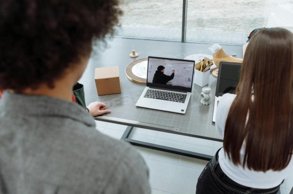 remote dev teams tools and tactics that actually work